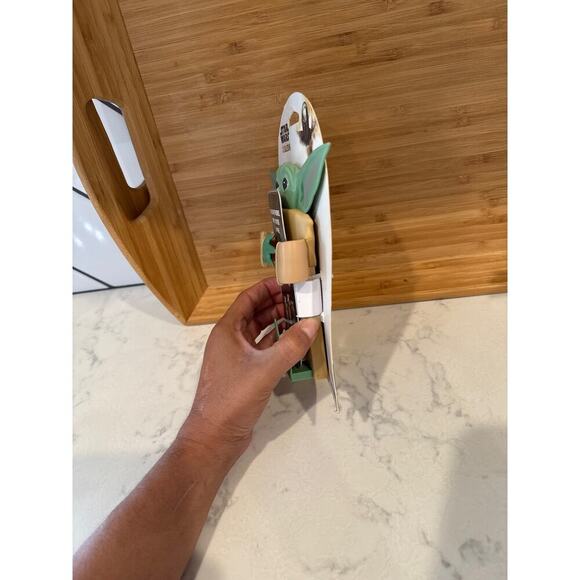 Star Wars Mandalorian Flexi Phone Holder and Stand smartphone mp3 players - Picture 2 of 6